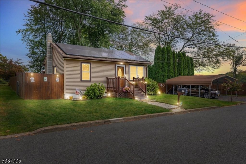 905 Columbus Ave, Phillipsburg Town, NJ 08865