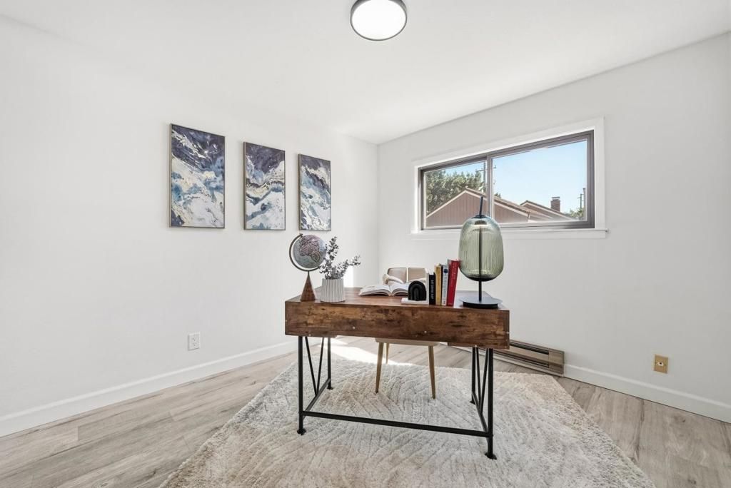 Image 24 of property listing at 2395 South Drive, Santa Clara, CA 95051