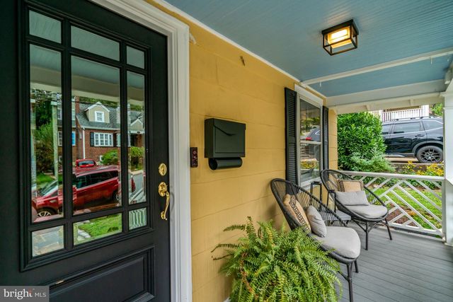 2143 N POLLARD ST, Arlington, VA 22207