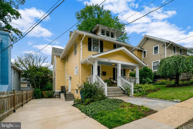 2143 N POLLARD ST, Arlington, VA 22207