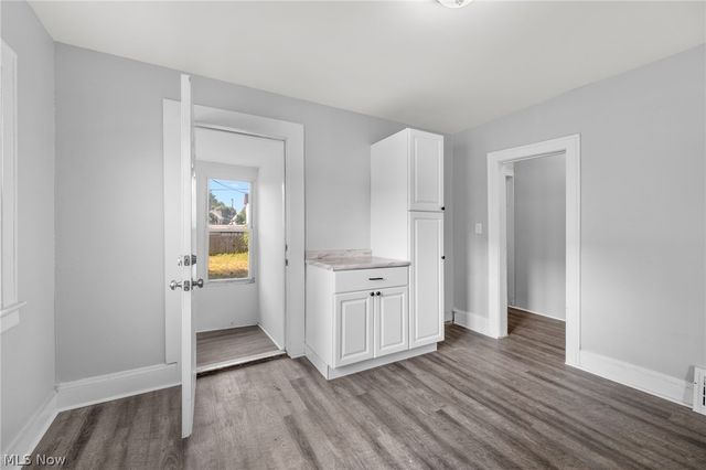1735 Buhrer Avenue, Cleveland, OH 44109