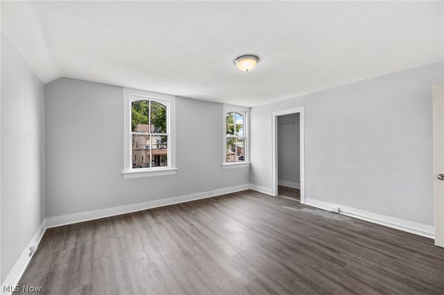 1735 Buhrer Avenue, Cleveland, OH 44109