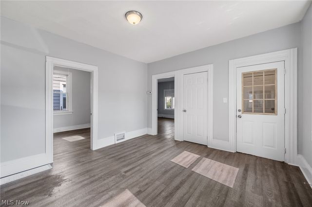 1735 Buhrer Avenue, Cleveland, OH 44109