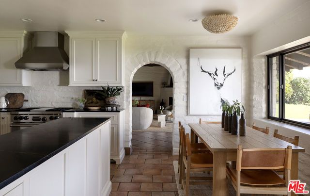 4295 Marina Drive, Santa Barbara, CA 93110