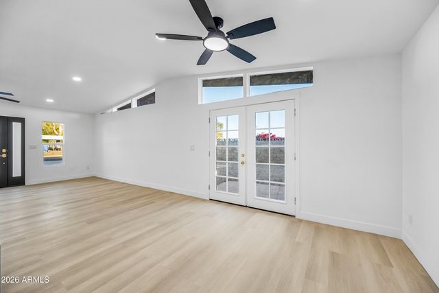 1246 E WINTER Drive, Phoenix, AZ 85020