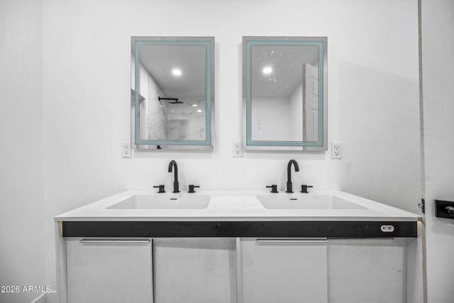 1246 E WINTER Drive, Phoenix, AZ 85020