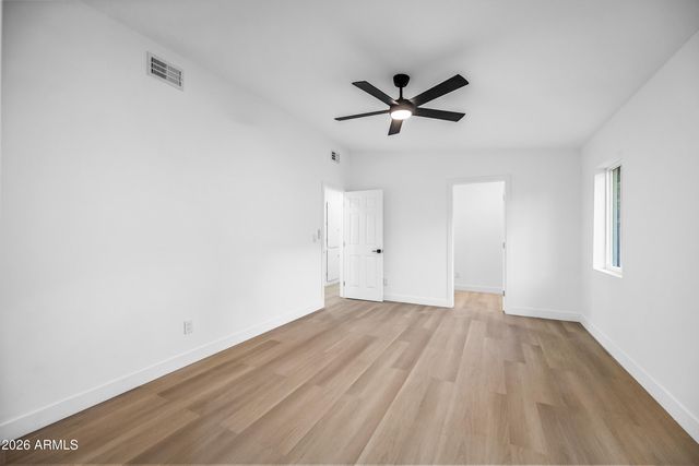 1246 E WINTER Drive, Phoenix, AZ 85020