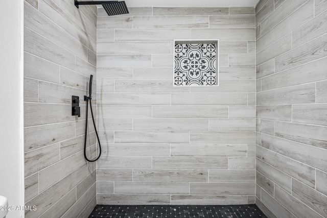 1246 E WINTER Drive, Phoenix, AZ 85020