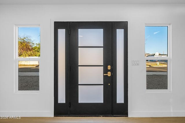 1246 E WINTER Drive, Phoenix, AZ 85020