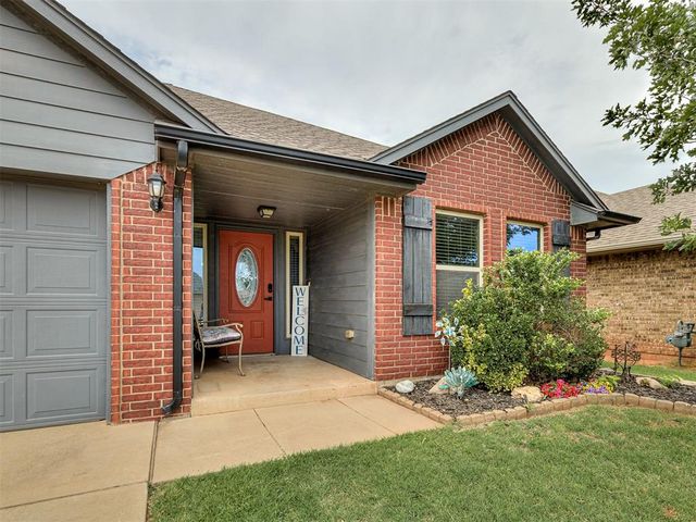 17537 Red Tailed Hawk Way, Edmond, OK 73012