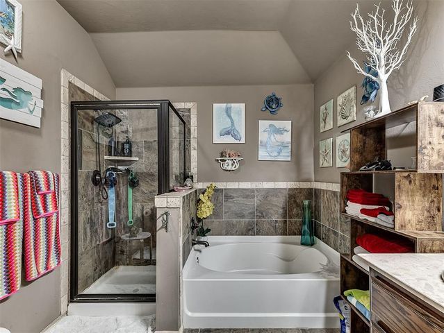17537 Red Tailed Hawk Way, Edmond, OK 73012