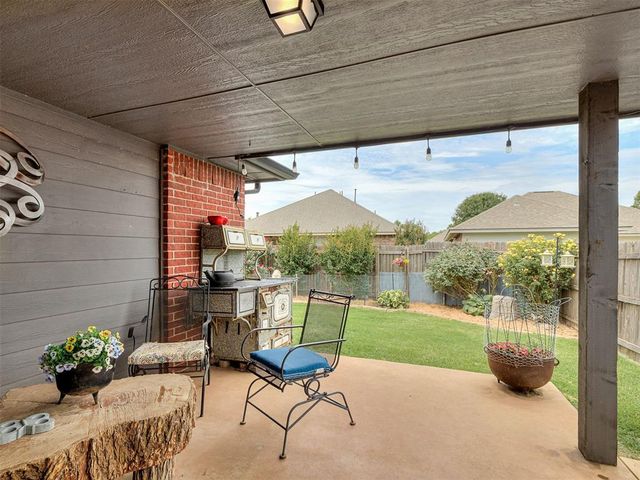 17537 Red Tailed Hawk Way, Edmond, OK 73012
