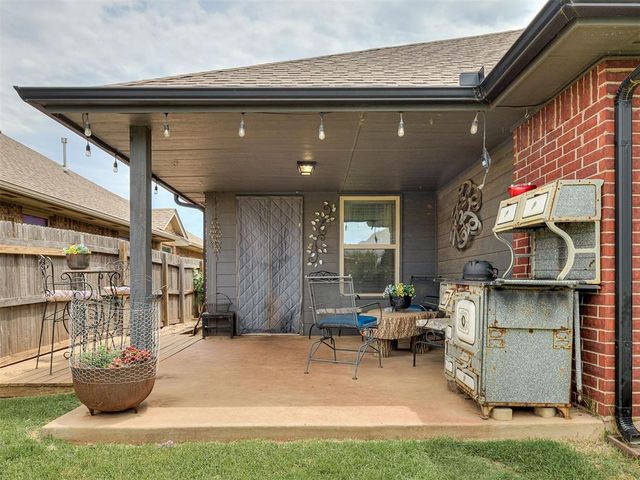 17537 Red Tailed Hawk Way, Edmond, OK 73012