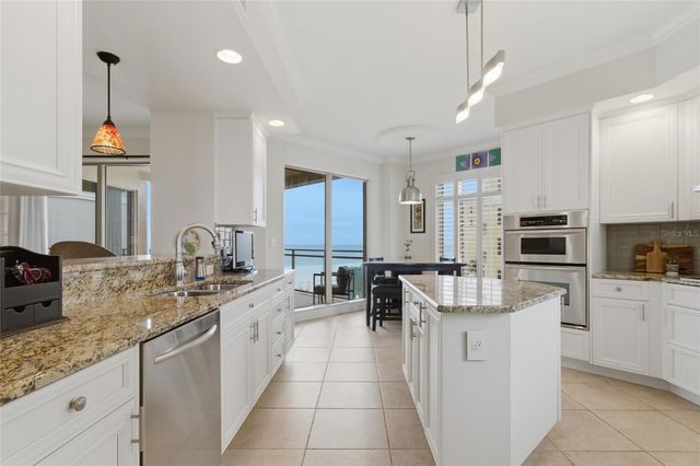 11 BAYMONT STREET 608, Clearwater Beach, FL 33767