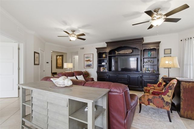 11 BAYMONT STREET 608, Clearwater Beach, FL 33767