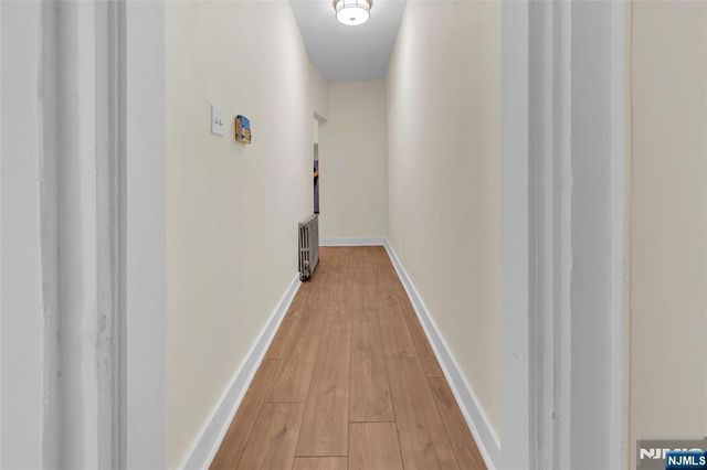 44 Stuyvesant Avenue, Newark, NJ 07106