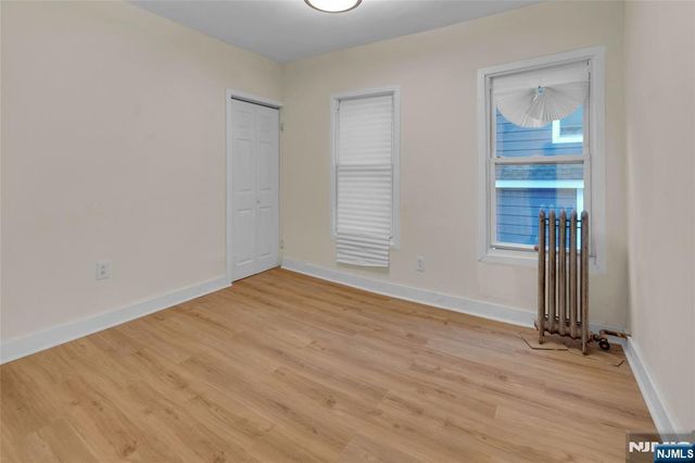 44 Stuyvesant Avenue, Newark, NJ 07106