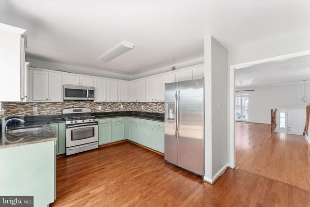 5408 CRYSTALFORD LN, Centreville, VA 20120