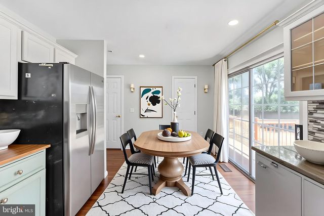 5408 CRYSTALFORD LN, Centreville, VA 20120