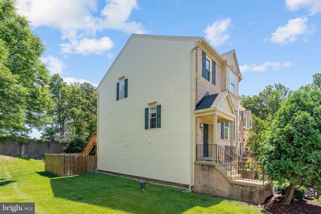 5408 CRYSTALFORD LN, Centreville, VA 20120