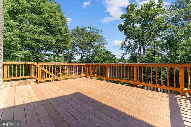 5408 CRYSTALFORD LN, Centreville, VA 20120