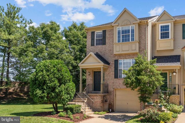 5408 CRYSTALFORD LN, Centreville, VA 20120