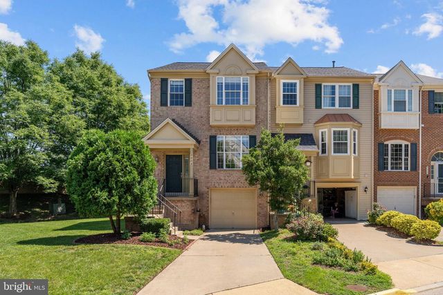 5408 CRYSTALFORD LN, Centreville, VA 20120