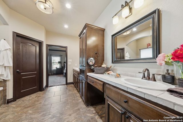 7627 Fm 775, La Vernia, TX 78121