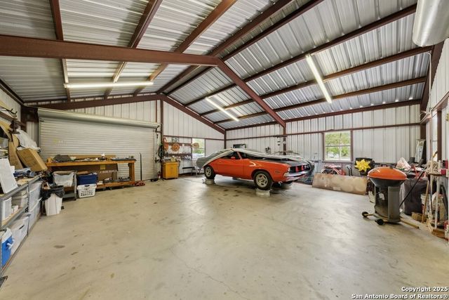 7627 Fm 775, La Vernia, TX 78121