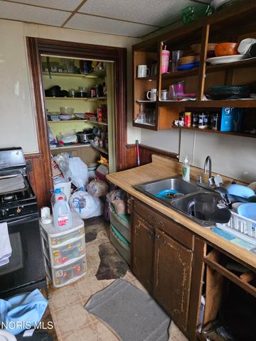 637 Milton Street, Toledo, OH 43605