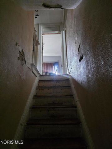 637 Milton Street, Toledo, OH 43605