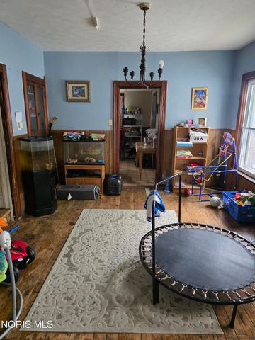 637 Milton Street, Toledo, OH 43605