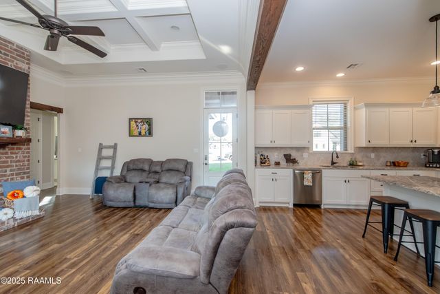 101 Burning Oaks Drive, Carencro, LA 70520