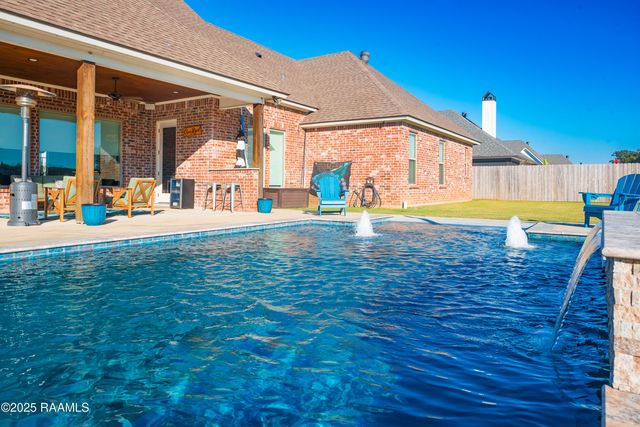 101 Burning Oaks Drive, Carencro, LA 70520