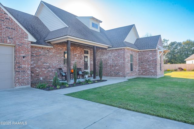 101 Burning Oaks Drive, Carencro, LA 70520