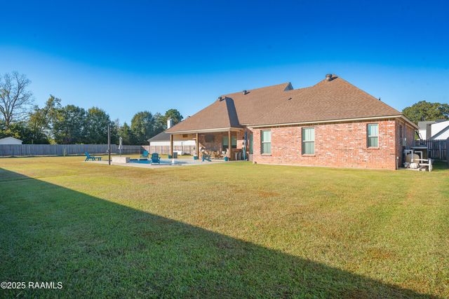 101 Burning Oaks Drive, Carencro, LA 70520