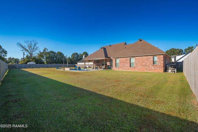 101 Burning Oaks Drive, Carencro, LA 70520