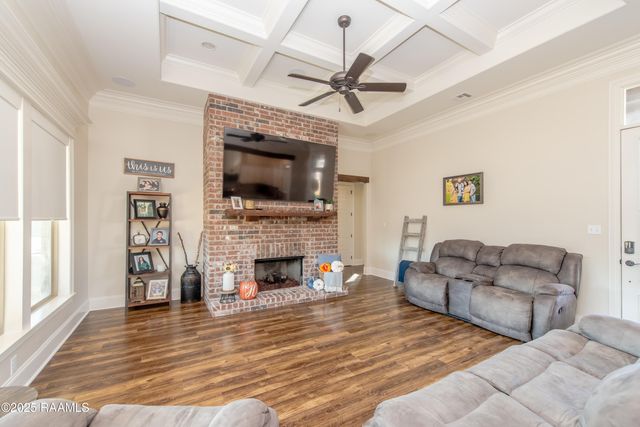 101 Burning Oaks Drive, Carencro, LA 70520