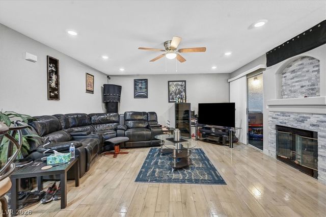 4428 West Lake Mead Boulevard 101, Las Vegas, NV 89108