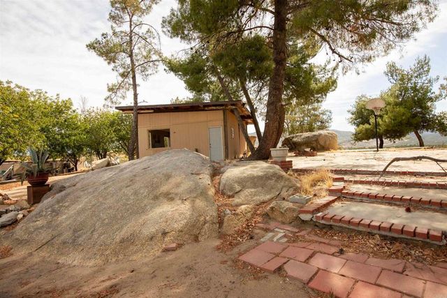 32305 Red Mountain Road, Hemet, CA 92544
