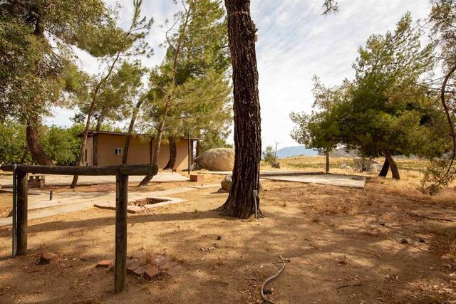 32305 Red Mountain Road, Hemet, CA 92544