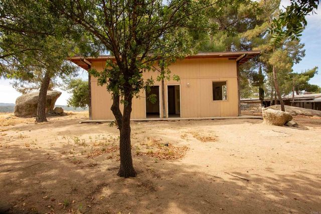 32305 Red Mountain Road, Hemet, CA 92544