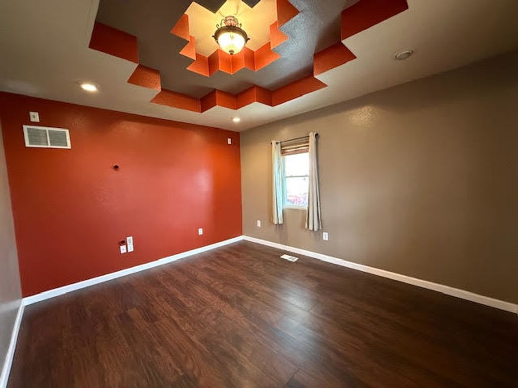 Image 32 of property listing at 111 E Peach Street, Centralia, IL 62801