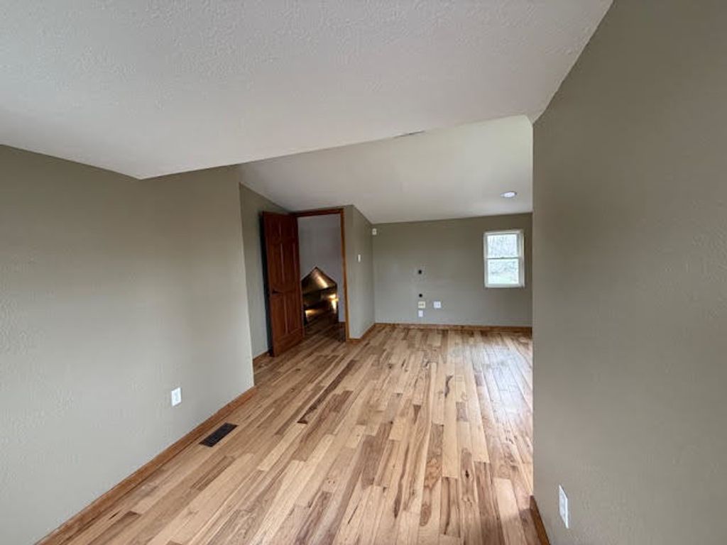 Image 37 of property listing at 111 E Peach Street, Centralia, IL 62801