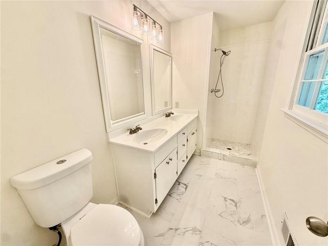 5264 Golfcrest Circle, Stone Mountain, GA 30088