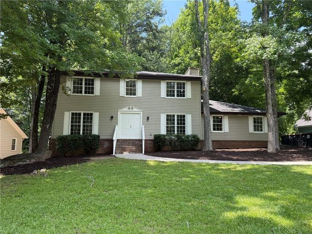5264 Golfcrest Circle, Stone Mountain, GA 30088