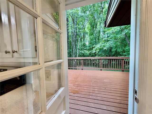 5264 Golfcrest Circle, Stone Mountain, GA 30088