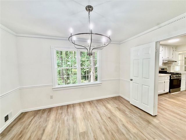 5264 Golfcrest Circle, Stone Mountain, GA 30088