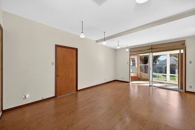 3118 Iva Way, Sacramento, CA 95821