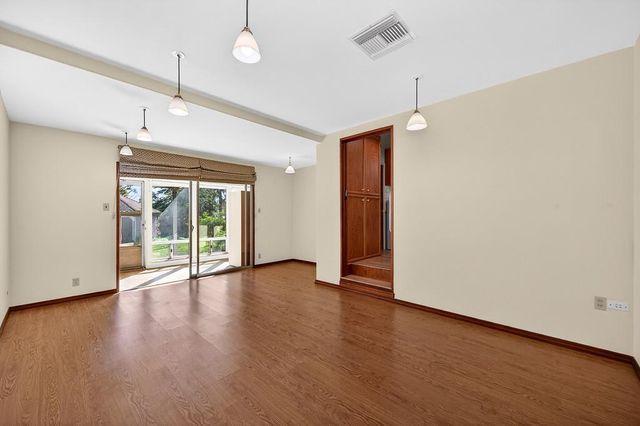 3118 Iva Way, Sacramento, CA 95821